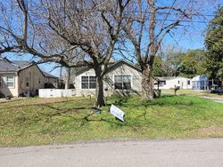 Pre-foreclosure in  S 6TH ST Highlands, TX 77562