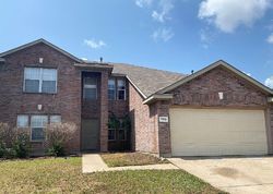 Pre-foreclosure in  LAKE WHITNEY DR Arlington, TX 76002