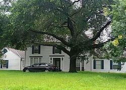 Pre-foreclosure in  N THOMPSON ST Conroe, TX 77301