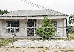 Pre-foreclosure in  DAVIS AVE Laredo, TX 78040