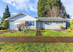 Pre-foreclosure in  MACLEAY RD SE Salem, OR 97317