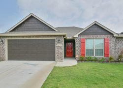 Pre-foreclosure in  E 41ST PL Tulsa, OK 74134