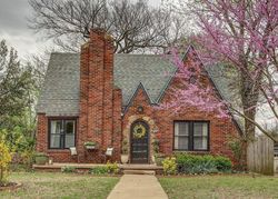 Pre-foreclosure in  S KNOXVILLE AVE Tulsa, OK 74112