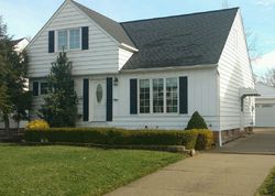 Pre-foreclosure in  WOODMERE DR Eastlake, OH 44095