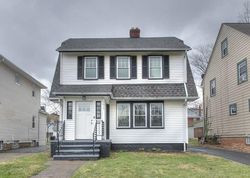 Pre-foreclosure in  GOODNOR RD Cleveland, OH 44118