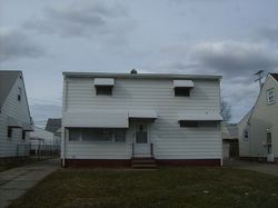 Pre-foreclosure in  HAVANA RD Cleveland, OH 44125