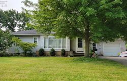 Pre-foreclosure in  HILLIARD RD Elyria, OH 44035