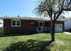 Pre-foreclosure in  SENECA AVE Lorain, OH 44055