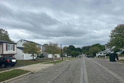 Pre-foreclosure in  STEINER ST Columbus, OH 43231