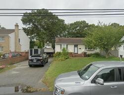 Pre-foreclosure in  MALTS AVE West Islip, NY 11795