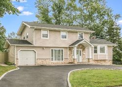 Pre-foreclosure in  HAMPSHIRE DR Wyandanch, NY 11798