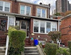 Pre-foreclosure in  UNDERCLIFF AVE Edgewater, NJ 07020