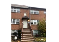 Pre-foreclosure Listing in COLLEGE DR EDISON, NJ 08817