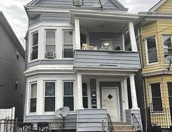 Pre-foreclosure in  GODWIN AVE Paterson, NJ 07501