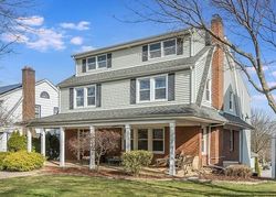 Pre-foreclosure in  OVERLOOK TER Nutley, NJ 07110