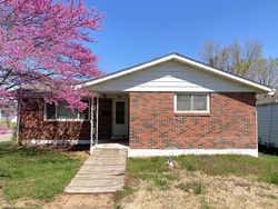 Pre-foreclosure in  W NORTH ST Perryville, MO 63775