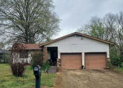 Pre-foreclosure Listing in ACACIA CLUB RD HOLLISTER, MO 65672