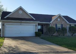 Pre-foreclosure in  BRIAR VALLEY CT N Saint Charles, MO 63304