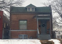 Pre-foreclosure in  W LEE AVE Saint Louis, MO 63115