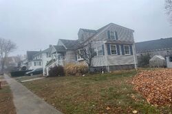 Pre-foreclosure in  BARRETT RD Peabody, MA 01960