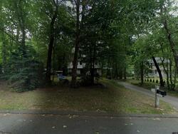 Pre-foreclosure in  BRIAR DR Milford, MA 01757