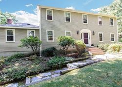 Pre-foreclosure Listing in COLBURN CIR SUDBURY, MA 01776