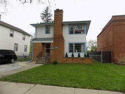 Pre-foreclosure in  MORRIS AVE Homewood, IL 60430