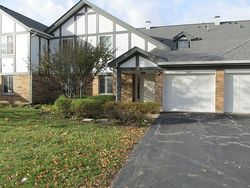 Pre-foreclosure Listing in MONTGOMERY DR ORLAND PARK, IL 60462