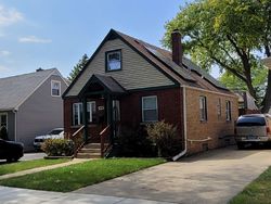 Pre-foreclosure in  N 35TH AVE Melrose Park, IL 60160