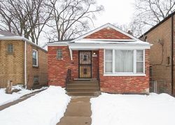 Pre-foreclosure in  S GREENWOOD AVE Chicago, IL 60628