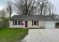 Pre-foreclosure in  W MCDOWELL ST Chillicothe, IL 61523