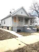 Pre-foreclosure in  DOUGLAS AVE Calumet City, IL 60409