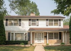 Pre-foreclosure in  LOOMIS AVE Homewood, IL 60430