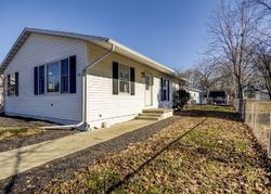 Pre-foreclosure in  HENRY ST Bulpitt, IL 62517