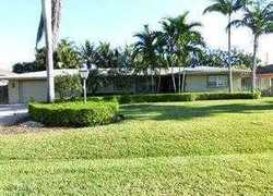 Pre-foreclosure in  WICKLIFFE DR Naples, FL 34110