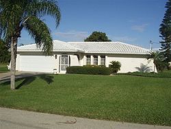 Pre-foreclosure in  SE 8TH AVE Cape Coral, FL 33904