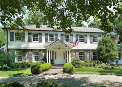 Pre-foreclosure in  OLD FORGE RD Greenwich, CT 06830