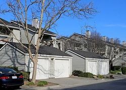 Pre-foreclosure in  CANYON MEADOW CIR APT B Pleasanton, CA 94588