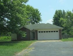 Pre-foreclosure in  SUNSET CIR Cabot, AR 72023