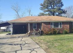 Pre-foreclosure in  SW JEFFERSON ST Athens, AL 35611