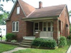 Pre-foreclosure in  BURGER AVE Cleveland, OH 44109