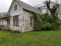 Pre-foreclosure in  E TERRELL AVE Fort Worth, TX 76104