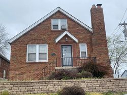 Pre-foreclosure in  THOLOZAN AVE Saint Louis, MO 63109