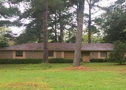 Pre-foreclosure in  VENUS AVE Jackson, MS 39212