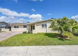 Pre-foreclosure in  SW 40TH CT Miami, FL 33134