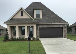 Pre-foreclosure in  HIGHLAND OAKS AVE Gray, LA 70359