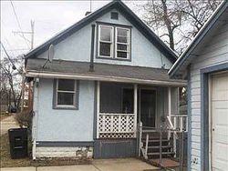 Pre-foreclosure in  ASHLAND AVE Elkhart, IN 46516