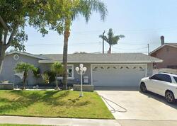 Pre-foreclosure in  N MANTI DR Anaheim, CA 92807