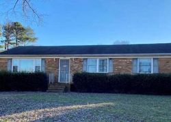 Pre-foreclosure in  BOISSEAU DR Petersburg, VA 23803