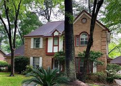 Pre-foreclosure in  WOODLAND VISTA DR Kingwood, TX 77339